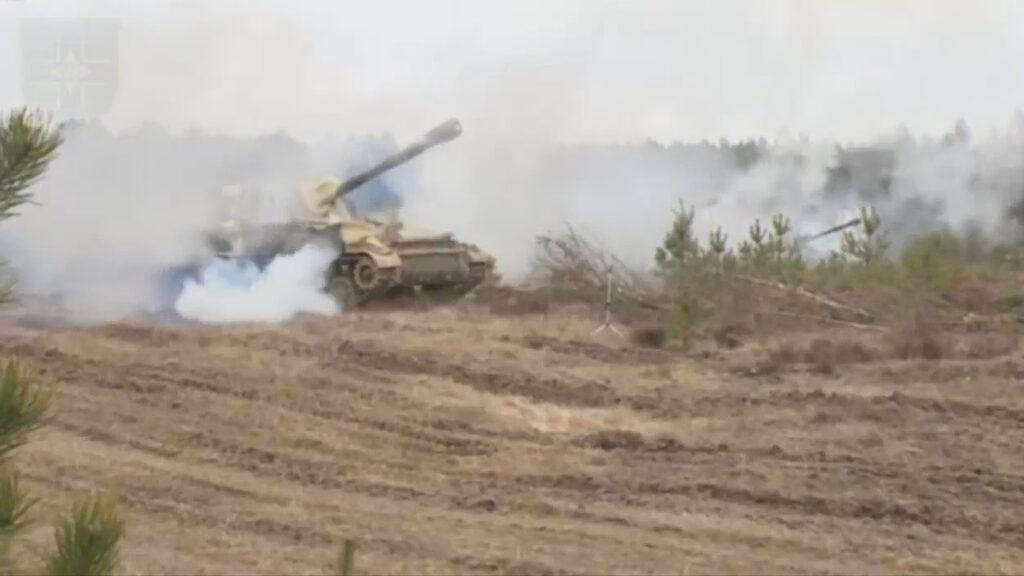 Read more about the article Ukrainian Tanks Take Out Two Russian Multiple Rocket Launcher Vehicles And Two Special Rocket Transporters