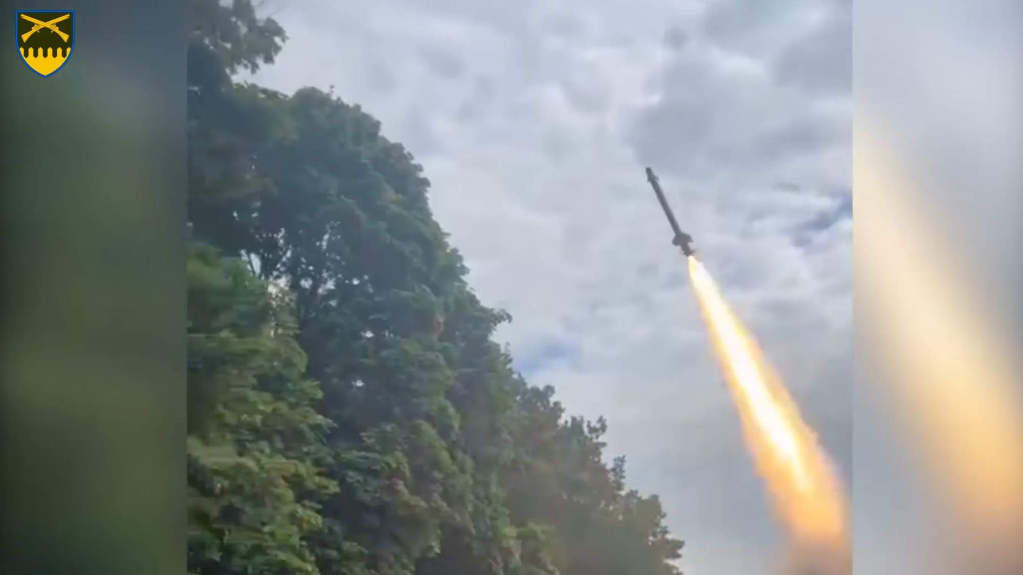  Incredible Moment Anti-Aircraft Missile Takes Out Tiny…