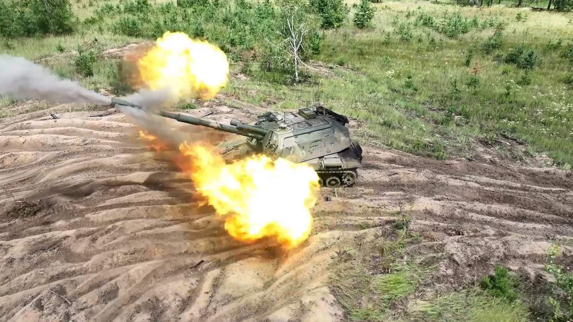 Read more about the article Russia Says Its Artillery Destroyed Western-Made Ukrainian Self-Propelled Howitzer Near Lyman