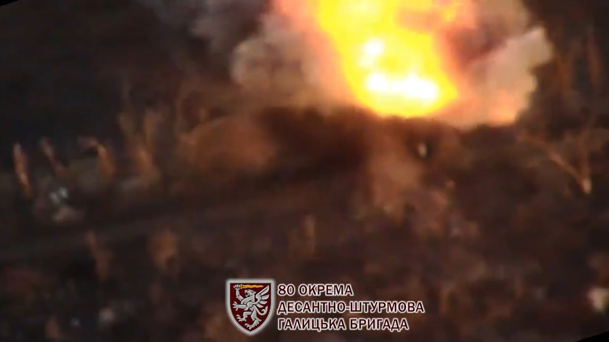 Read more about the article Ukrainian Forces Blow Up Russian Ammo Depot After Spotting Truck And Soldiers In Trees