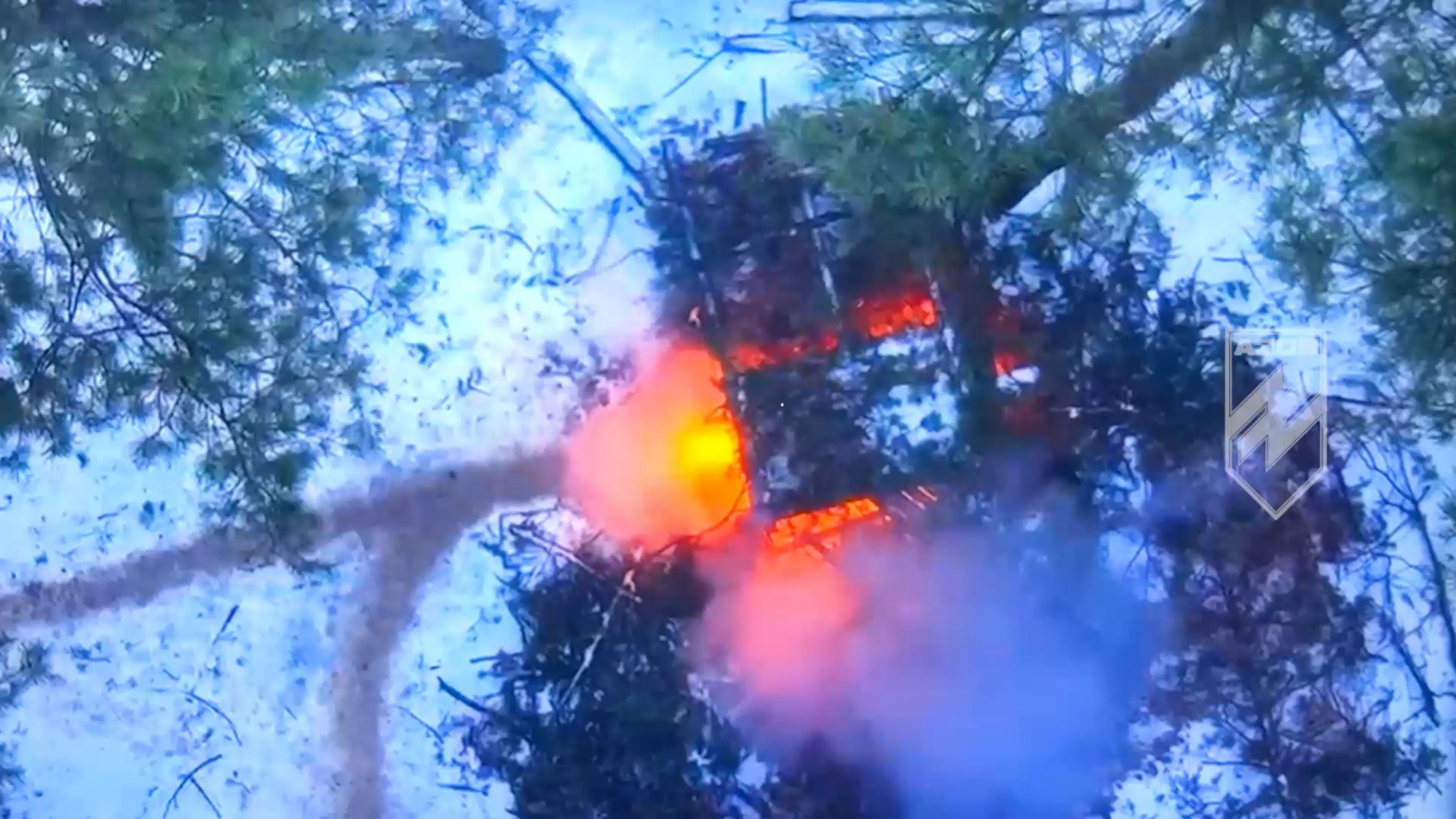 Read more about the article Ukrainian Azov Drones Drop Bombs On Russian Dugouts