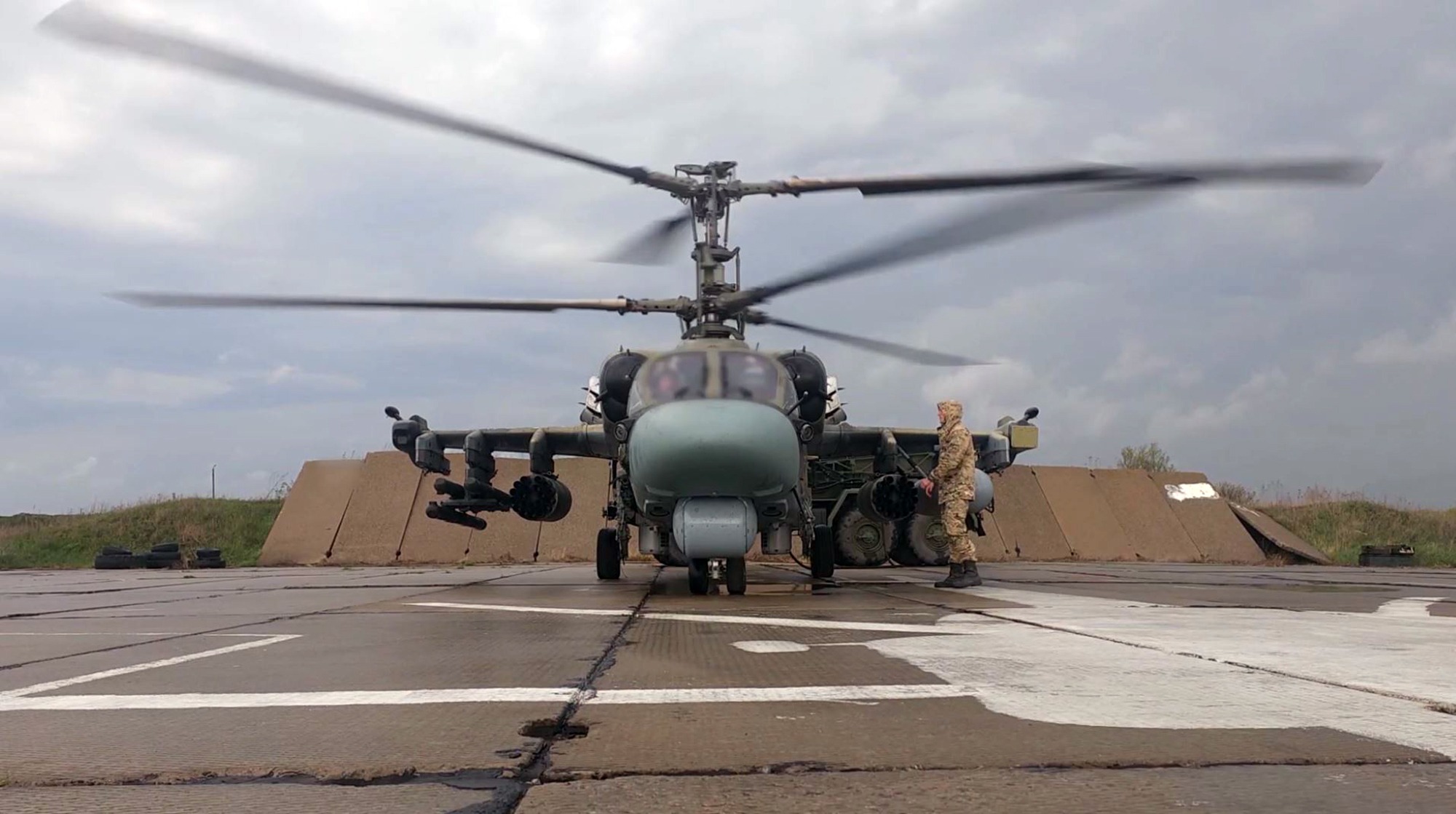 Read more about the article Russia Says Its Ka-52M Helicopters Launched Rockets At Ukrainian Positions Near Avdiivka